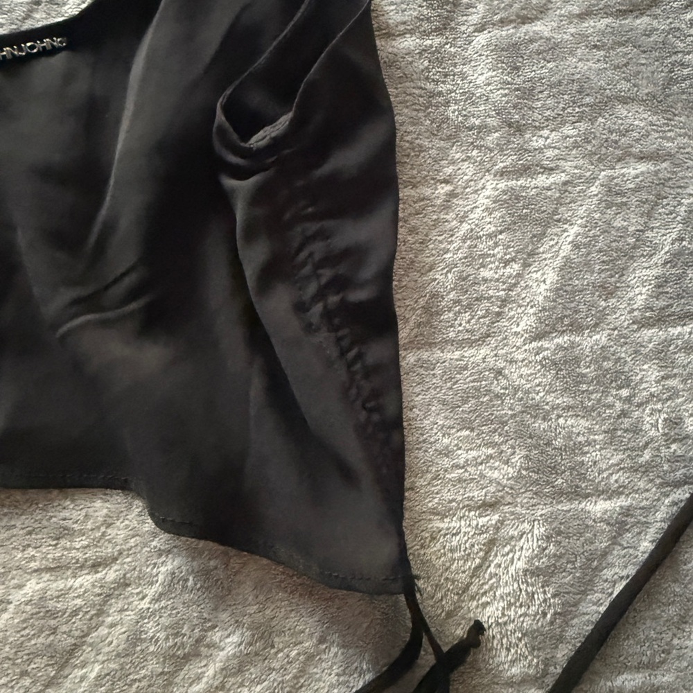 Black Ruched Crop Top - Picture 5 of 5